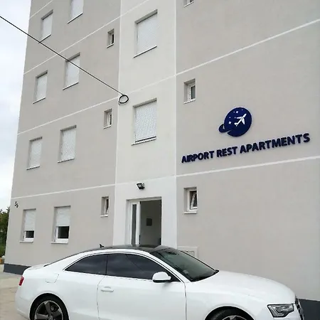 Airport Rest * 贝尔格莱德