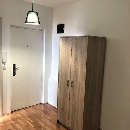 Apartment Airport Rest *