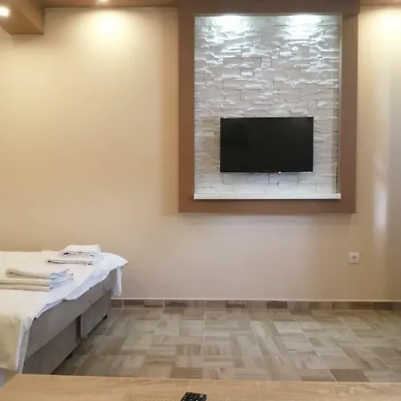 Airport Rest Apartment *